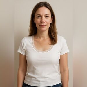 Off white cropped top - Juniors Size L